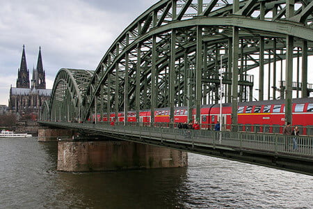  HKX-Zug: Bahn-Konkurrenz zwischen Hamburg und Köln