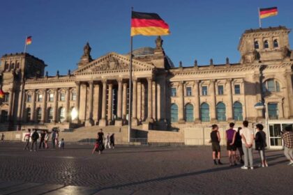 tag-der-deutschen-einheit-2025-oeffnungszeiten-feiertag-heute