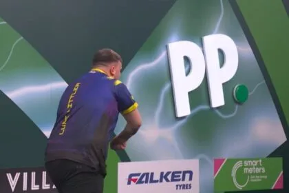 Darts WM Das Halbfinale heute mit Luke Littler gegen Ryan Searle